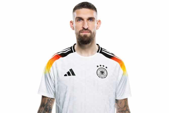 Robert Andrich im neuen DFB Trikot 2024, Foto: Thomas Boecker/DFB