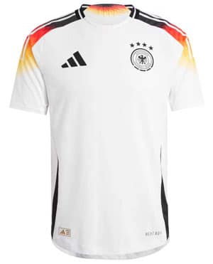 Das neue DFB Trikot 2024 in weiß