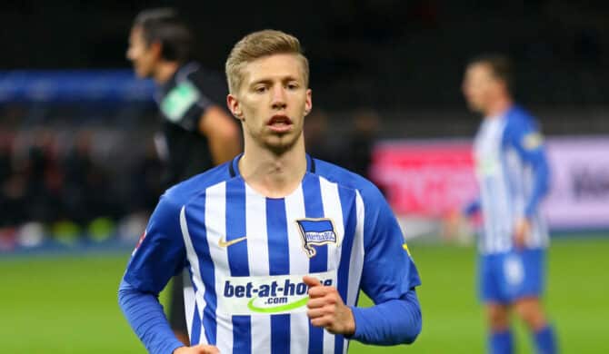 Mitchell Weiser2017 im Trikot von Hertha BSC Berlin (Foto Depositphotos.com)