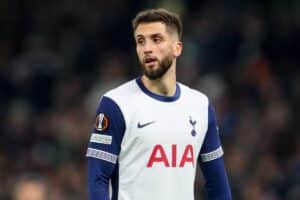 Rodrigo Bentancur von Tottenham Hotspur während des UEFA Europa League - Ligaspiels Tottenham Hotspur gegen A.S. Roma im Tottenham Hotspur Stadium, London, Vereinigtes Königreich, 28. November 2024 (Foto: Gareth Evans/News Images)